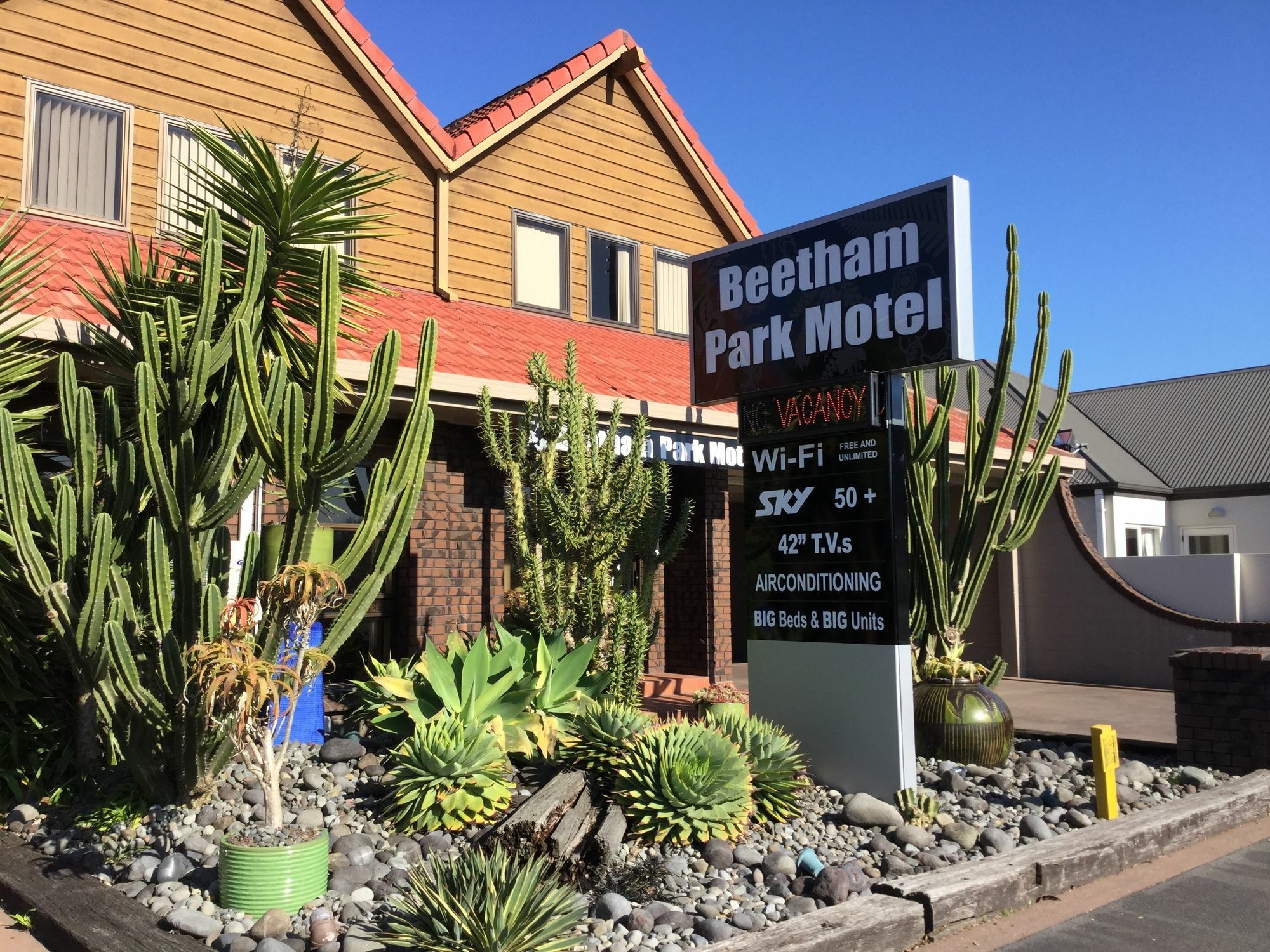 Beetham Park Motel ハミルトン エクステリア 写真